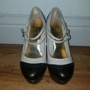 LC Lauren Conrad Black and White Heels